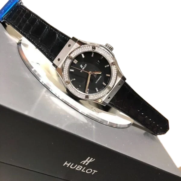 Classic Fusion Titanium Diamonds 42mm 542.NX.1171.LR.1104